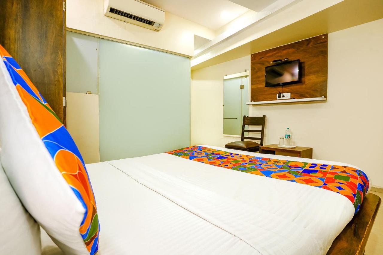 Fabhotel Kwality Inn ミーラー・バヤンダル エクステリア 写真